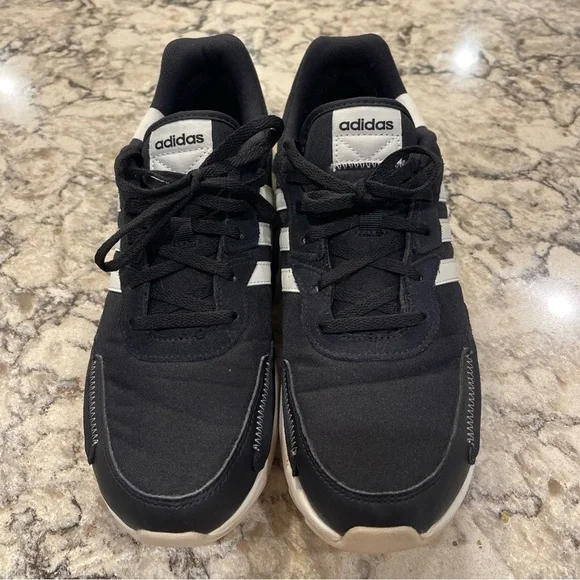 Adidas Retrorun Womens Sneakers Black White Retro Running Shoes EH1859 Size 9.5 - Picture 4 of 15